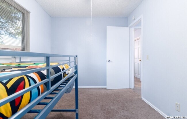 Building Photo - 5855 Cliffmont Dr