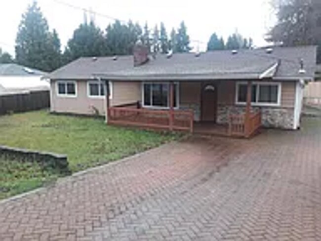 Primary Photo - Beautiful 3 bedroom Edmonds Rambler