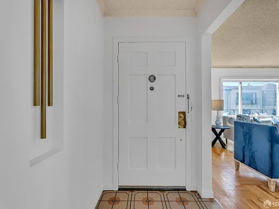 Building Photo - 38 Fredson Ct