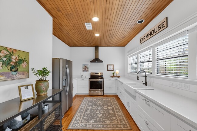 Building Photo - 1808 Tabor St