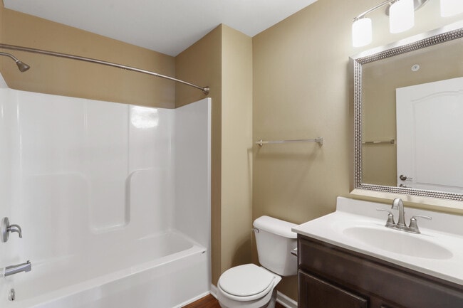 Building Photo - 775 Southwind Dr