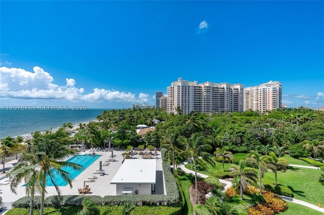 Building Photo - 613 Ocean Dr