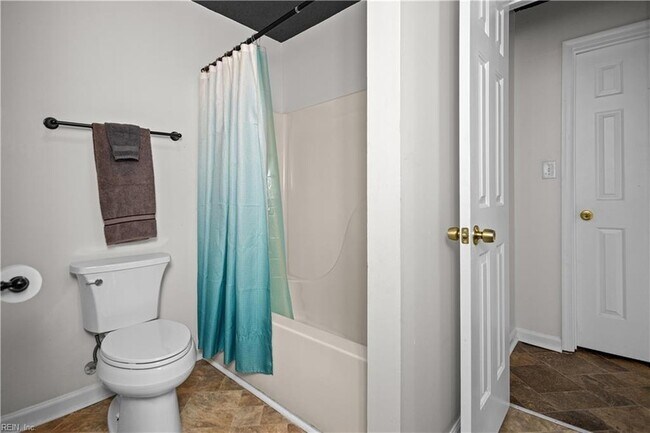 Building Photo - 197 Gate House Rd