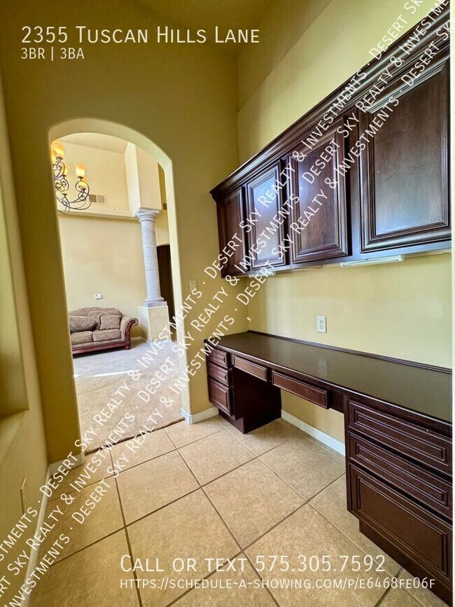 Building Photo - 2355 Tuscan Hills Ln