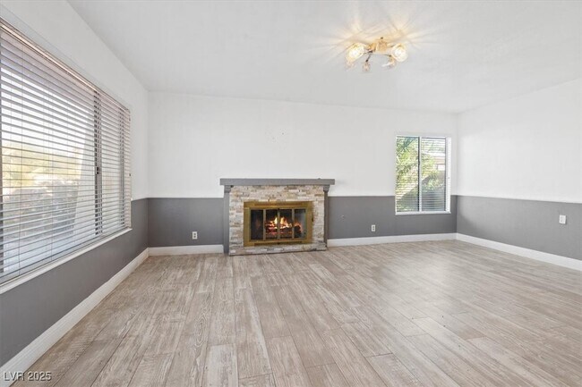 Building Photo - 4602 Inland Ct