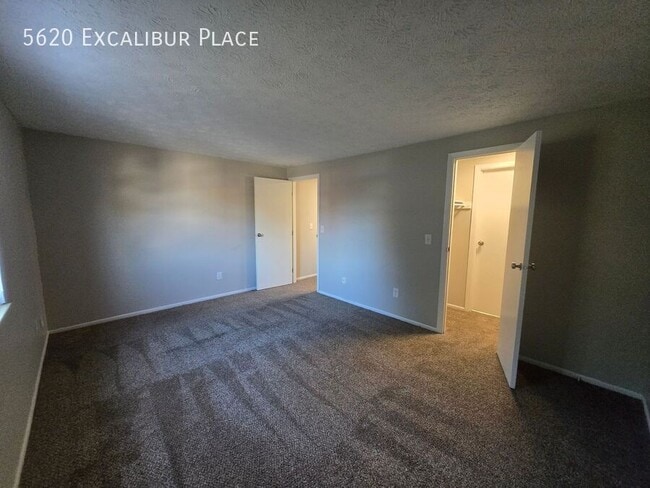 Building Photo - 5620 Excalibur Pl