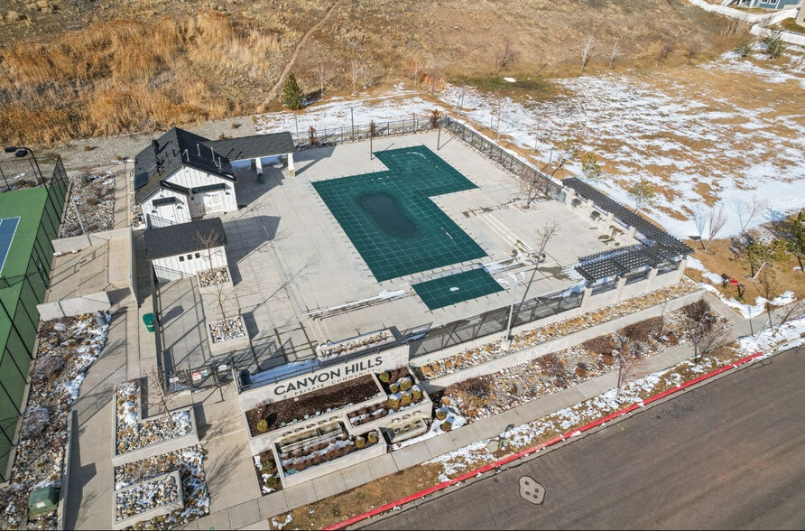 Building Photo - 617 W 4050 N