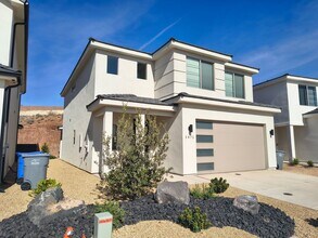 Building Photo - 1471 E White Desert Dr