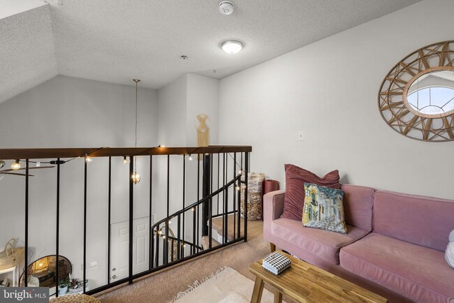 Building Photo - 14132 Bowsprit Ln