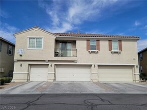 Building Photo - 6140 Pine Villa Ave