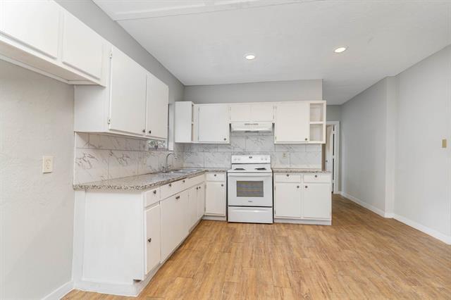 Building Photo - 3402 Jeffries St