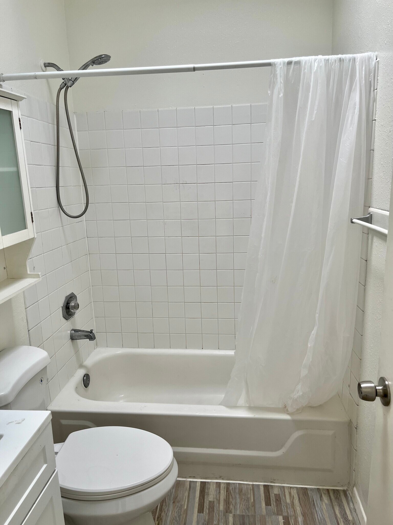 Bathroom - 3409 N Fontana Ave