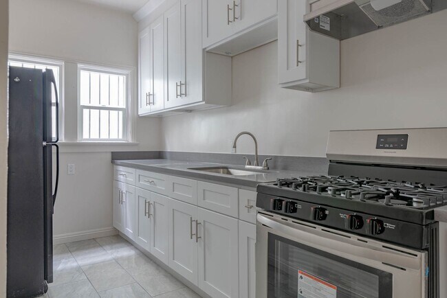 Interior Photo - cor410
