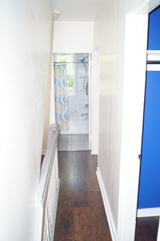 Hallway, 2nd Floor - 4234 Lydia St
