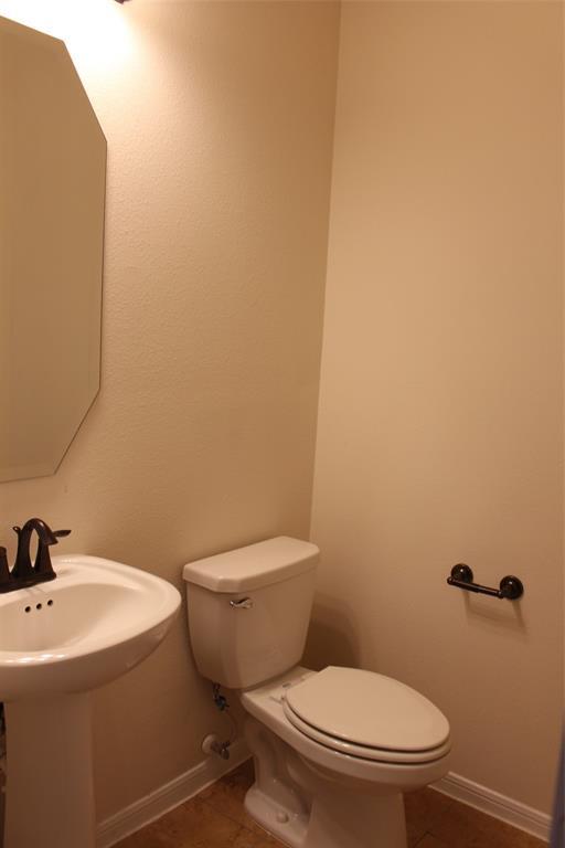 Building Photo - 6643 Sharpstone Creek Ln