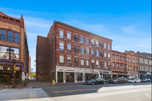 Building Photo - 94 Washington St