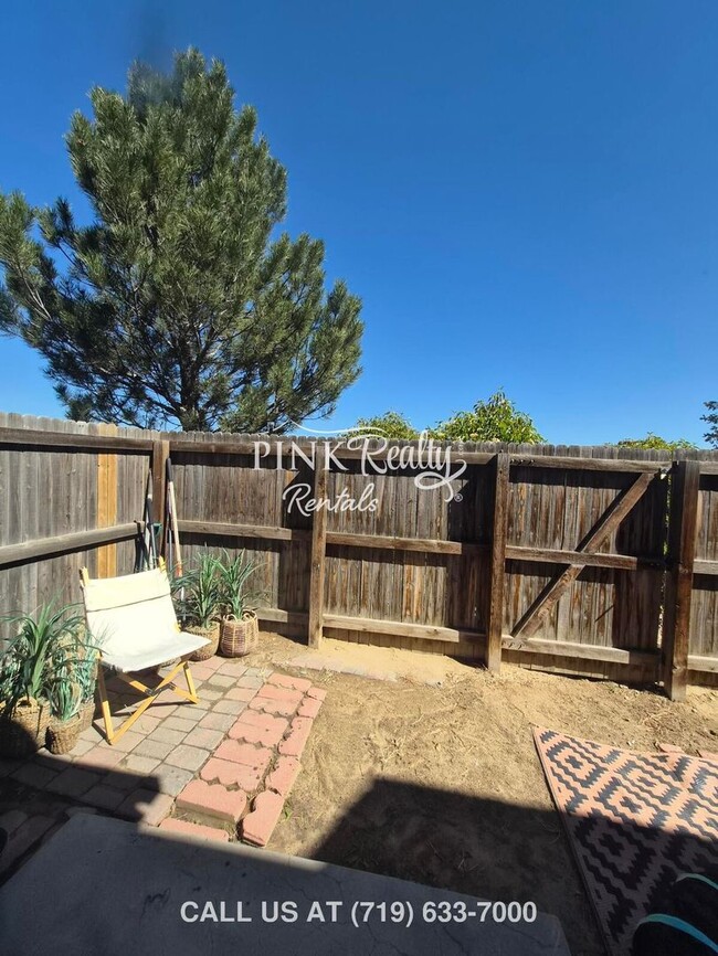 Building Photo - 2653 Shannara Grove