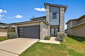 Building Photo - 109 Cupreata Ln