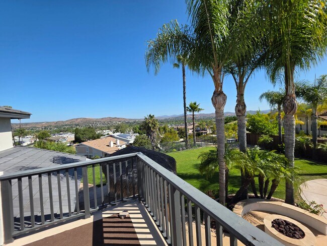 Building Photo - Gorgeous Santee Home, no expense spared!