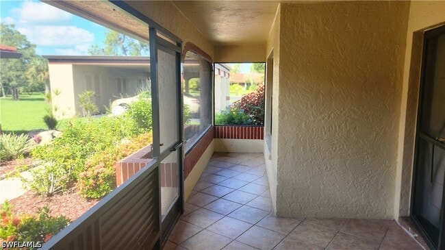 Building Photo - 2074 Pine Isle Ln
