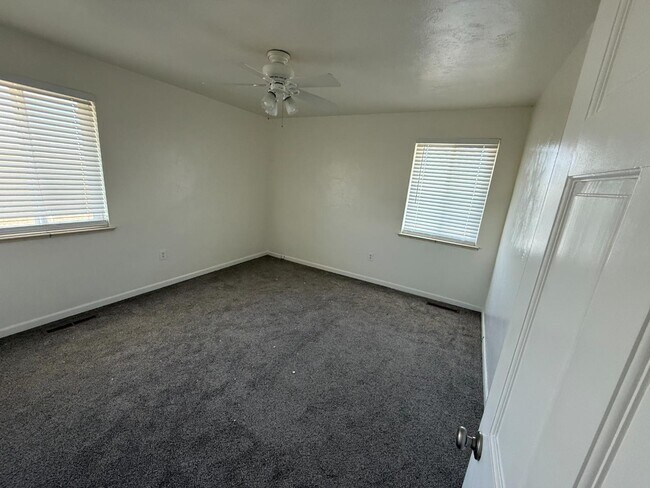 Building Photo - 9375 CO-66