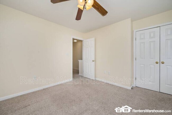 Building Photo - 7029 Pine Orchard Ct