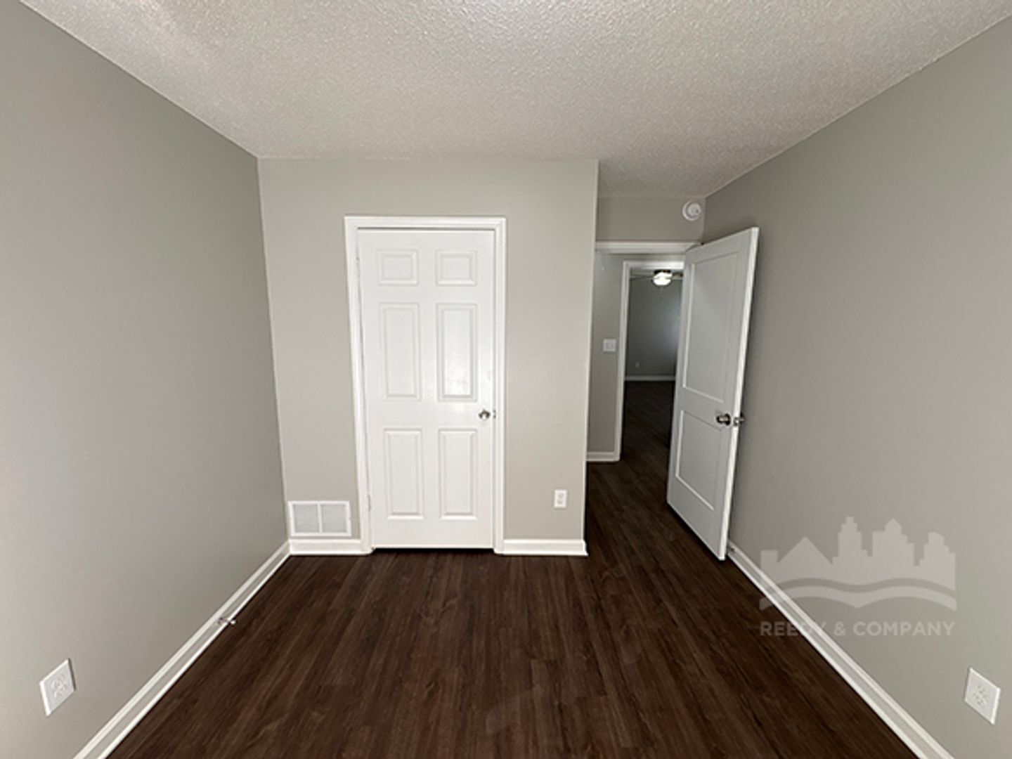 Building Photo - 316 Sparky Cove