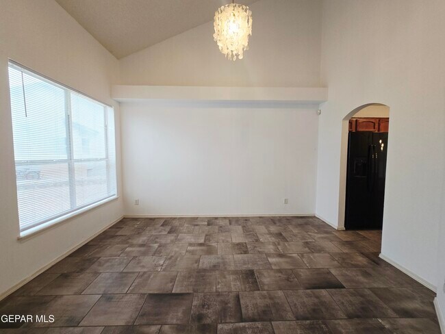 Building Photo - 1504 Bill Mueller Pl