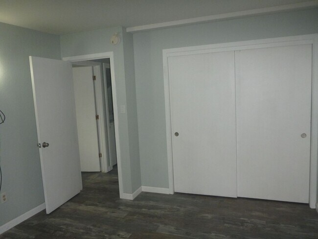 Building Photo - 1047 War Bonnet Way