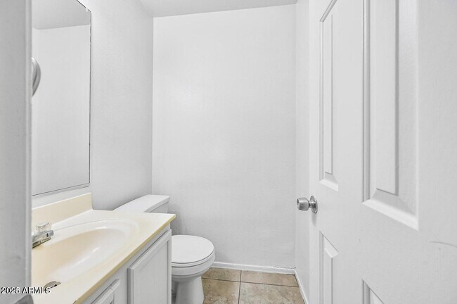 Building Photo - 11836 W Rosewood Dr