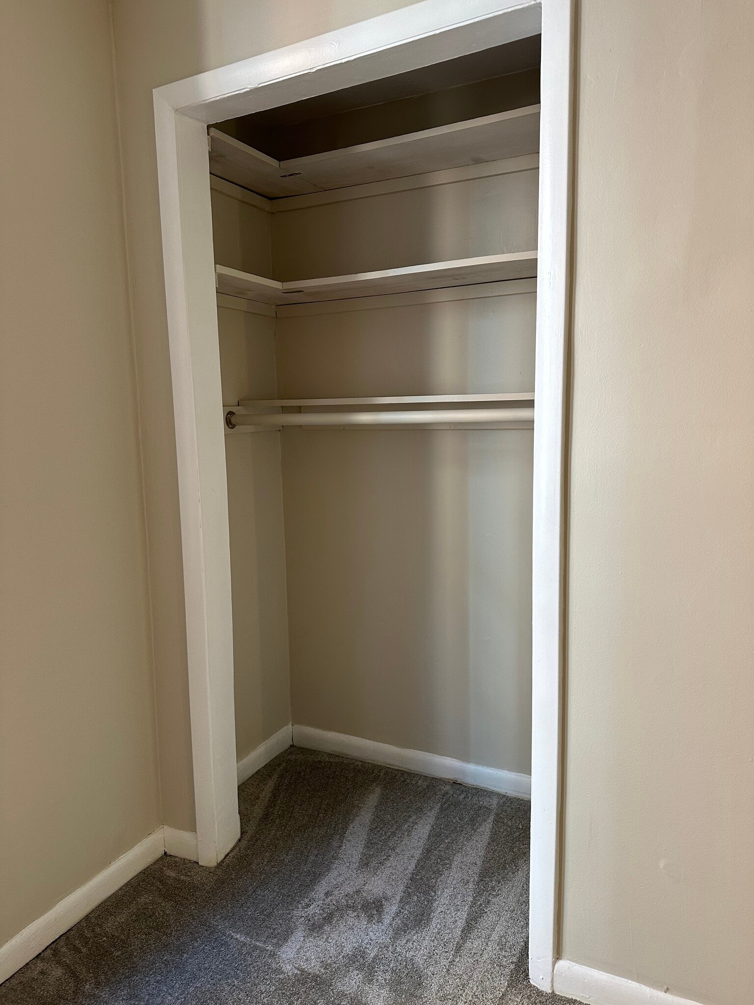 Closet 2 - 1420 Chapin St NW