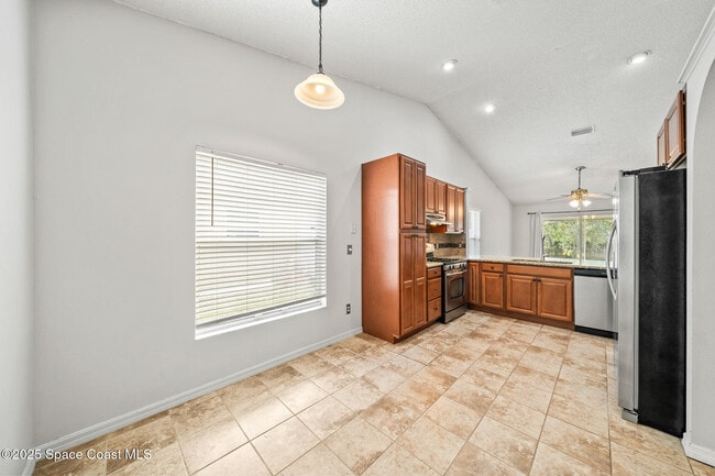 Building Photo - 2918 Pebble Creek St