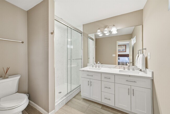 Building Photo - 2626 Willowby Dr