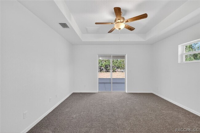 Building Photo - 9913 E St Regis Ct