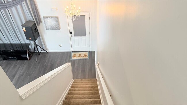 Building Photo - 4166 Glenaire Way NW