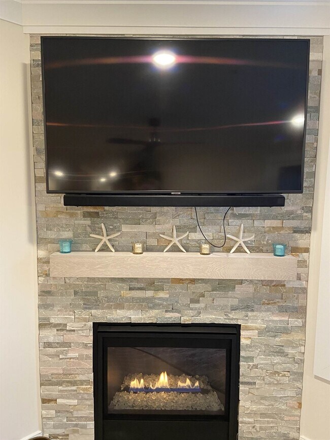 Building Photo - 2075 Lafayette Rd