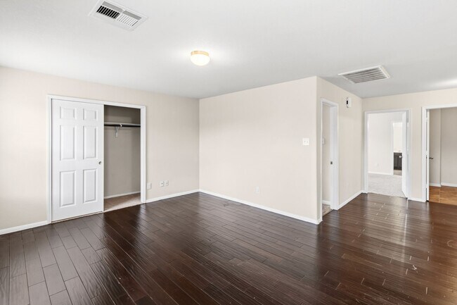 Building Photo - 18715 Windy Stone Dr