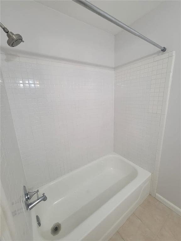 Building Photo - 23212 Plantation Dr NE