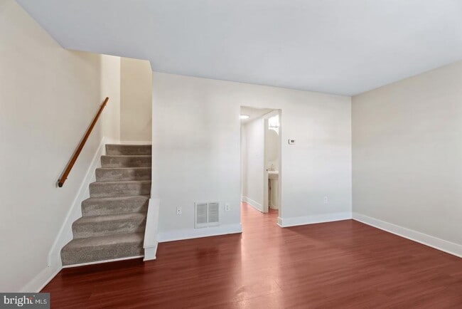 Building Photo - 129 Merryman Ct