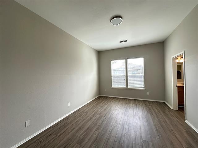 Building Photo - 1129 April Springs Dr