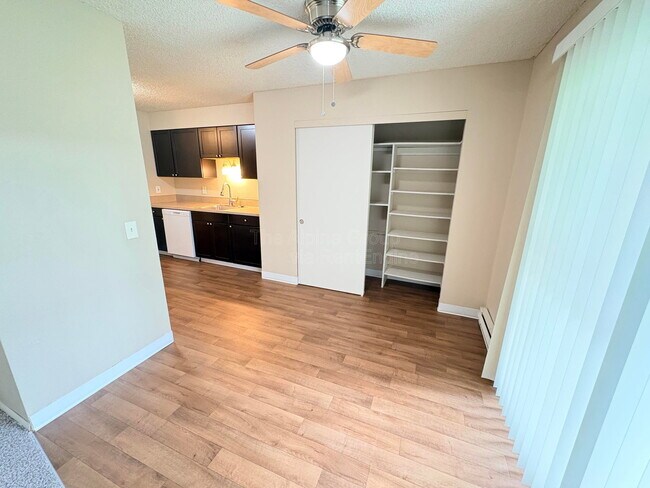 Building Photo - 17890 SW Alexander St