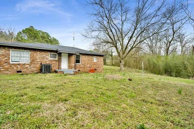 Building Photo - 5201 Mulga Ave