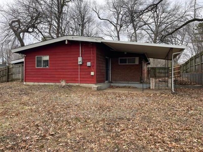 Building Photo - 8322 Sagewood Ln