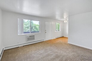 Building Photo - Aspen Leaf Apartments