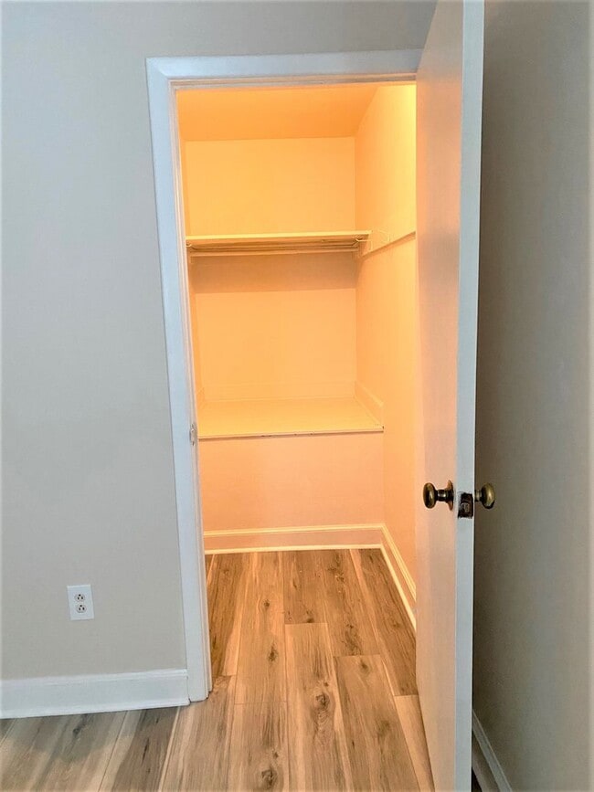 Building Photo - House for Rent in Folsom