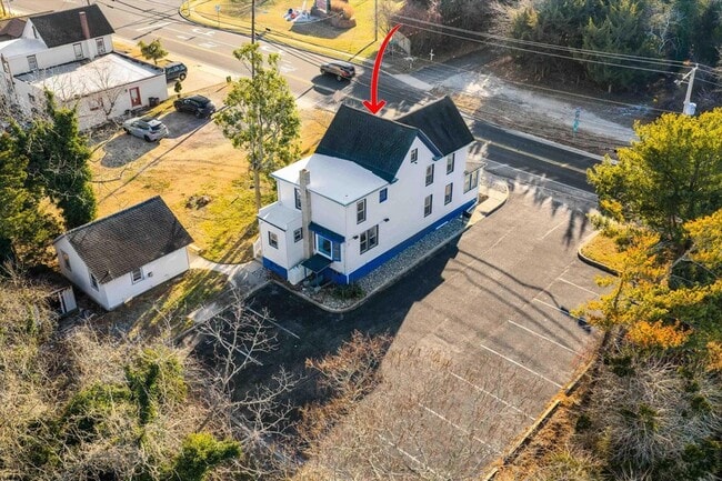 Building Photo - 616 W Ocean Heights Ave