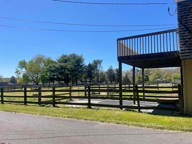 Building Photo - 202 Jefferson Ave