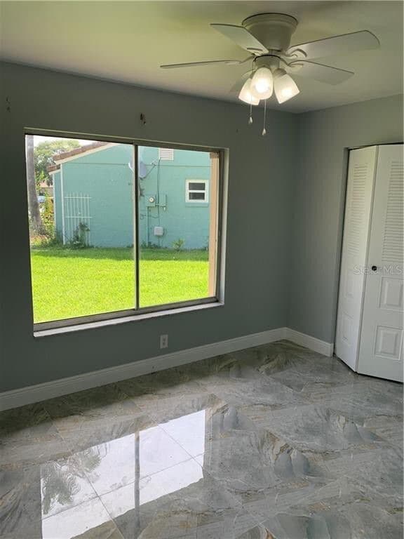 Building Photo - 5572 Memorial Dr