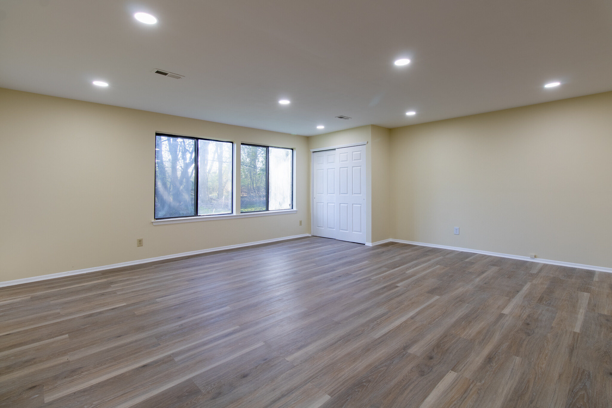 Building Photo - 1813 Meerbrook Ct