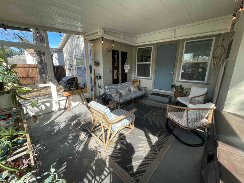 Building Photo - 1465 15th St S